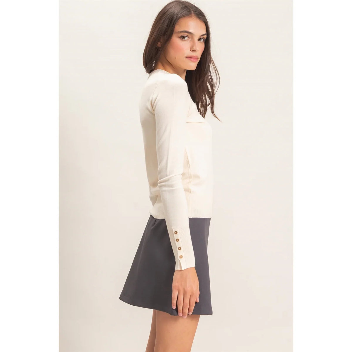 CREW NECK SWEATER WITH RIBBED HEM