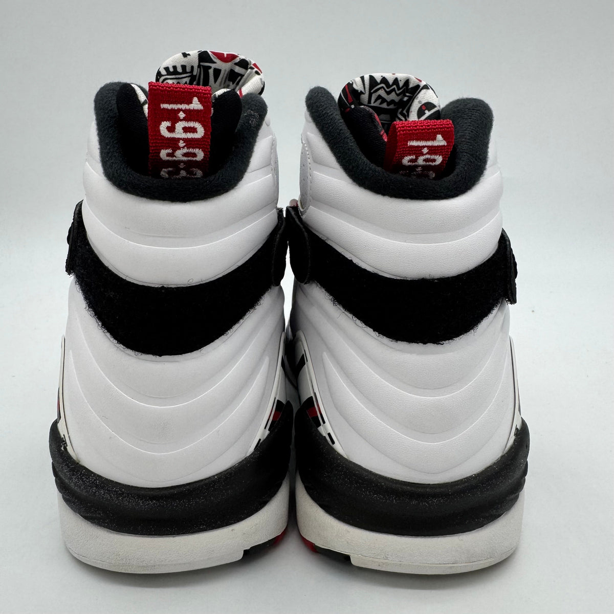 Jordan 8 Bug Bunny (2013)