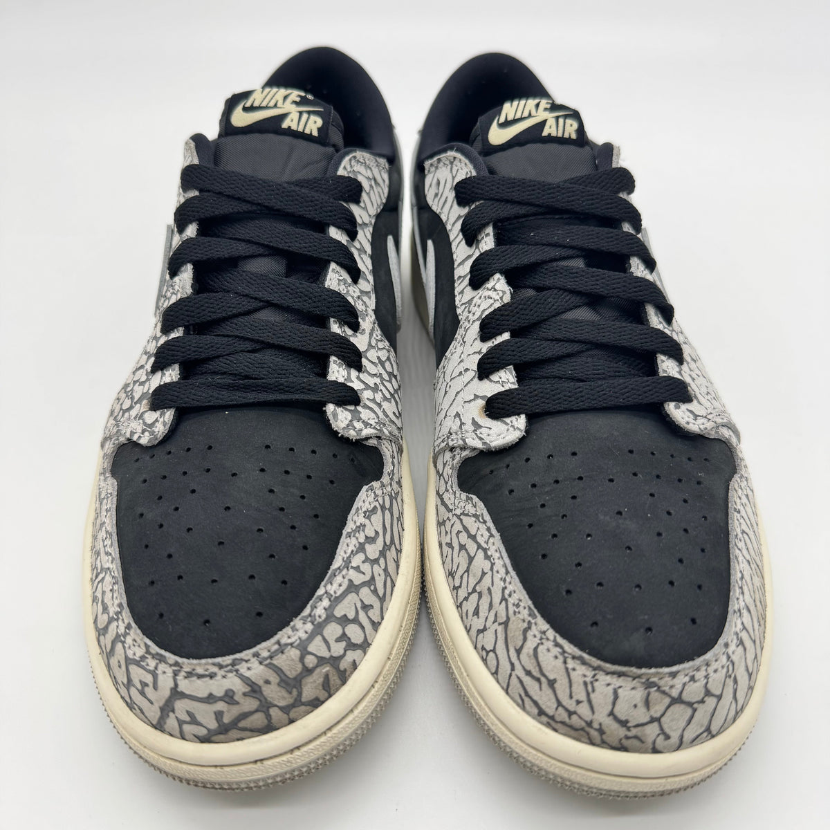 Jordan 1 Low OG Black Cement