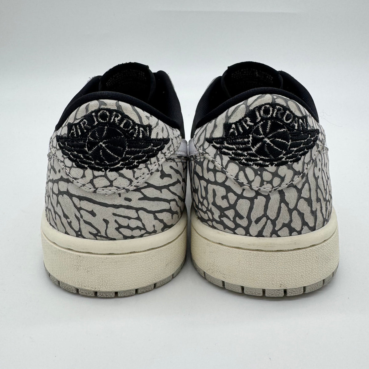 Jordan 1 Low OG Black Cement