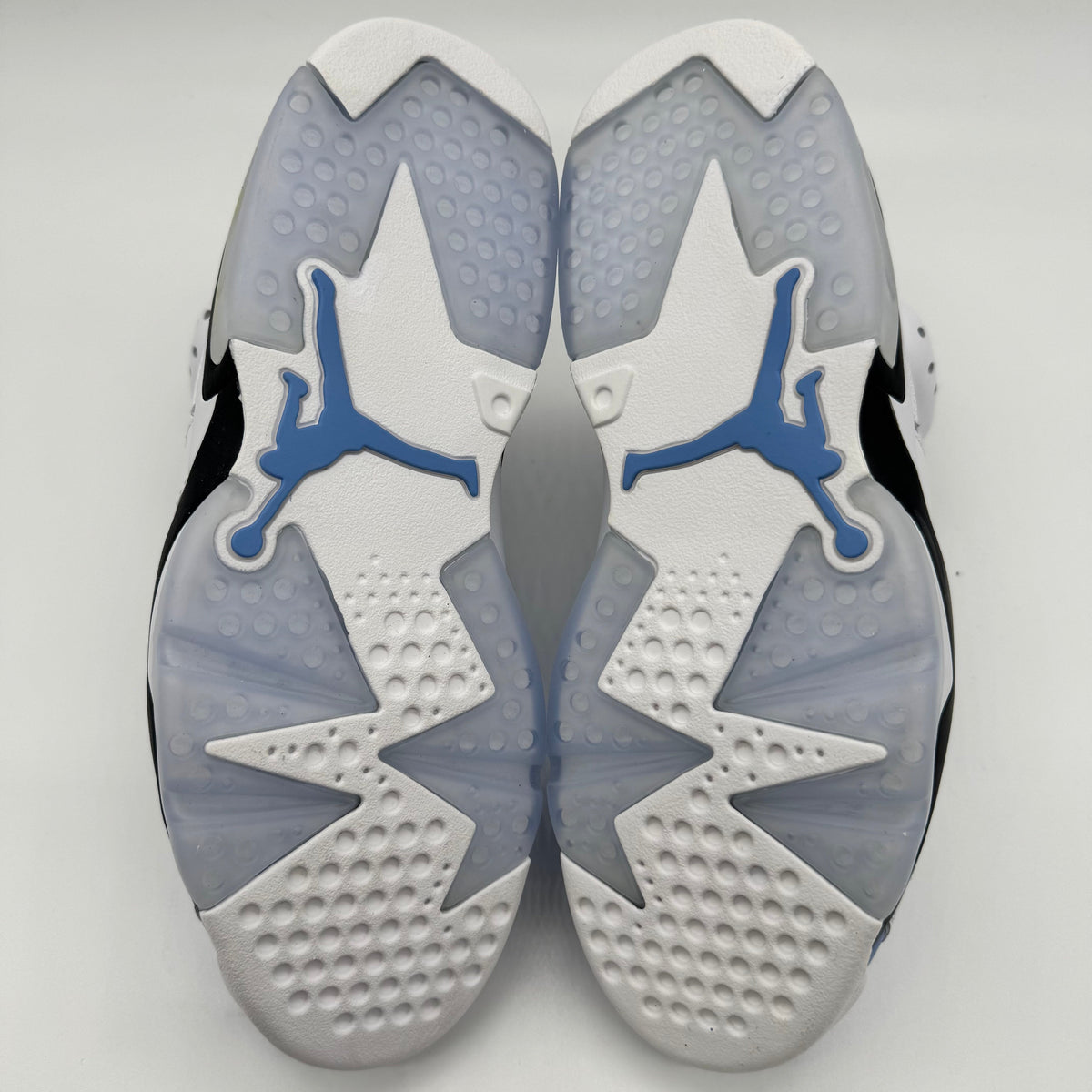 Jordan 6 UNC White