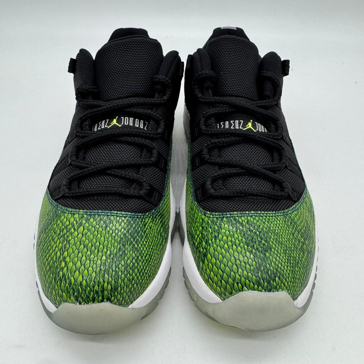 Jordan 11 Low Green Snakeskin