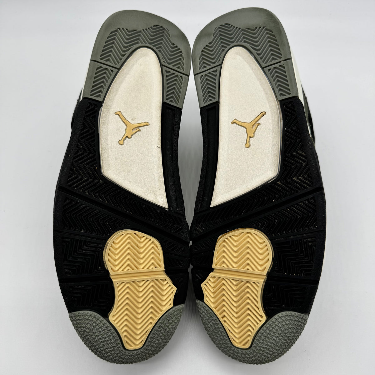 Jordan 4 SE Craft Medium Olive