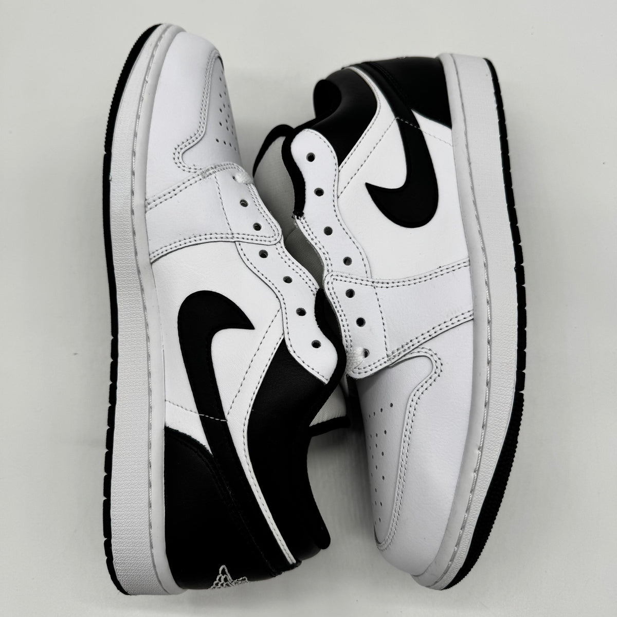 Jordan 1 Low White Black