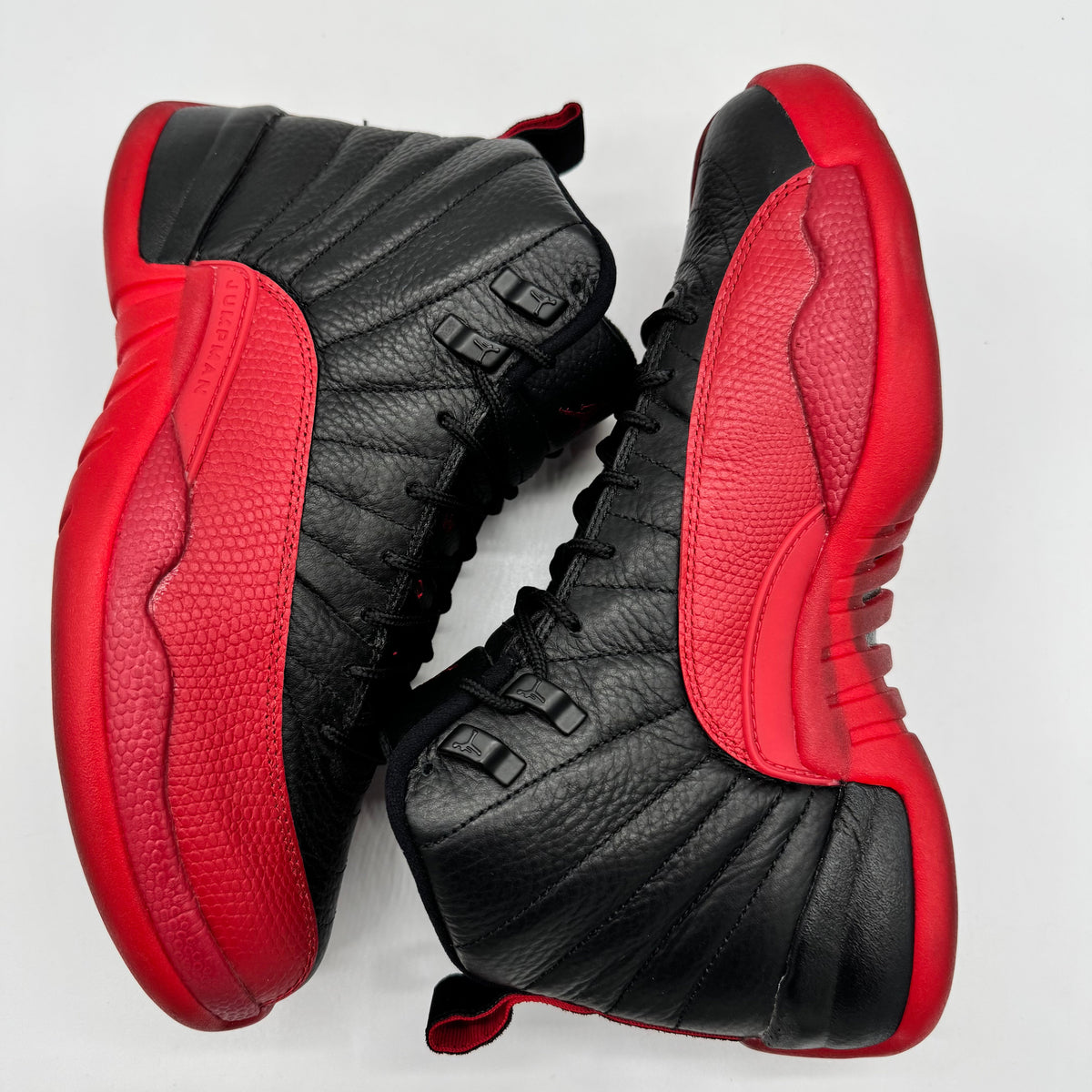 Jordan 12 Flu Game (2016)