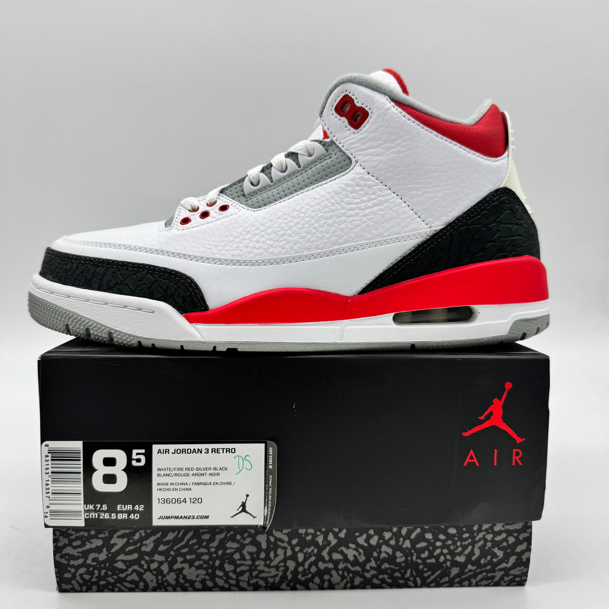 Jordan 3 Fire Red (2013)