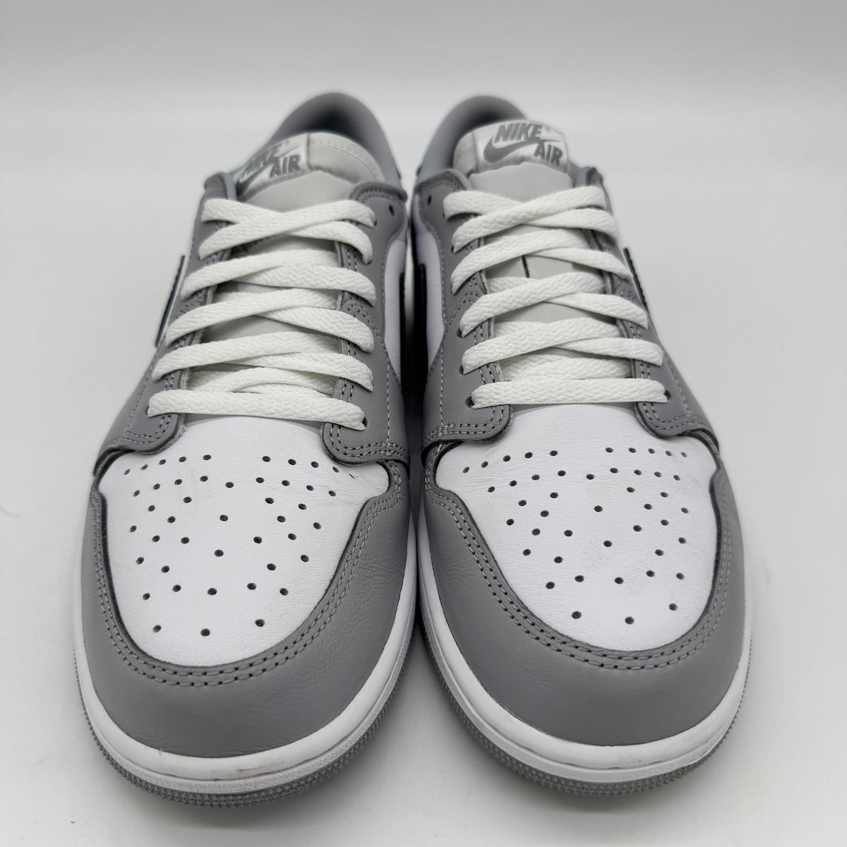 Jordan 1 Low OG Barons
