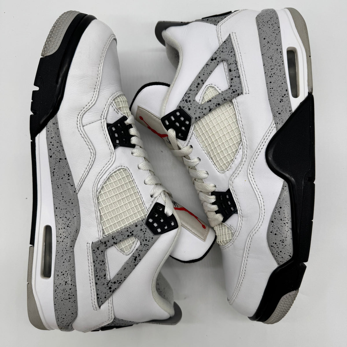 Jordan 4 White Cement (2016)