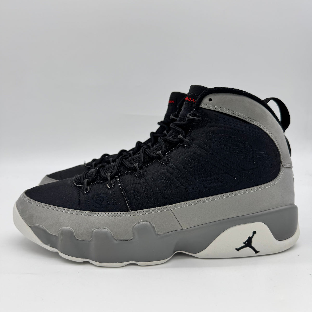Jordan 9 Particle Grey