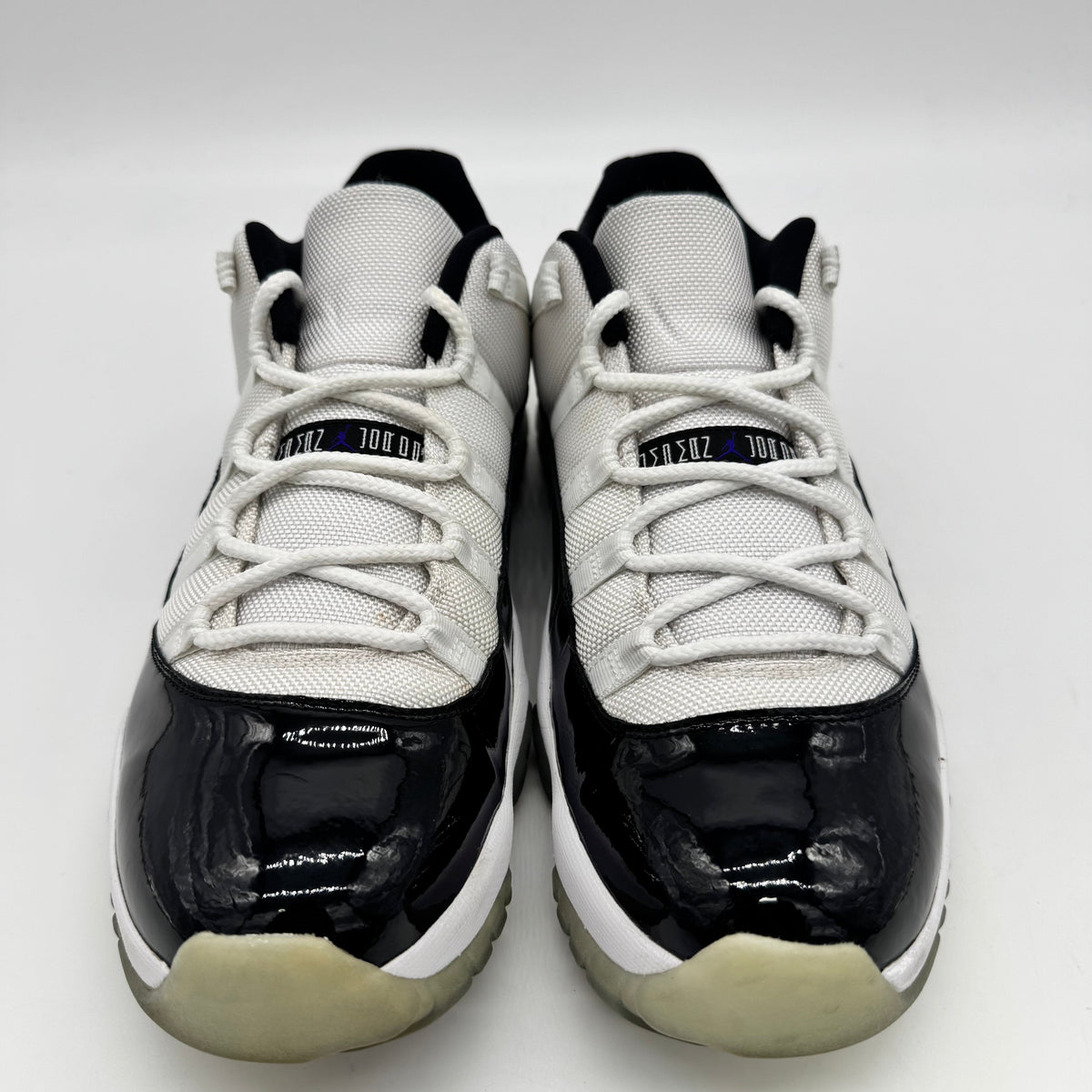 Jordan 11 Low Concord