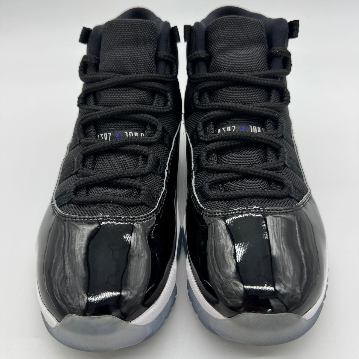 Jordan 11 Space Jam