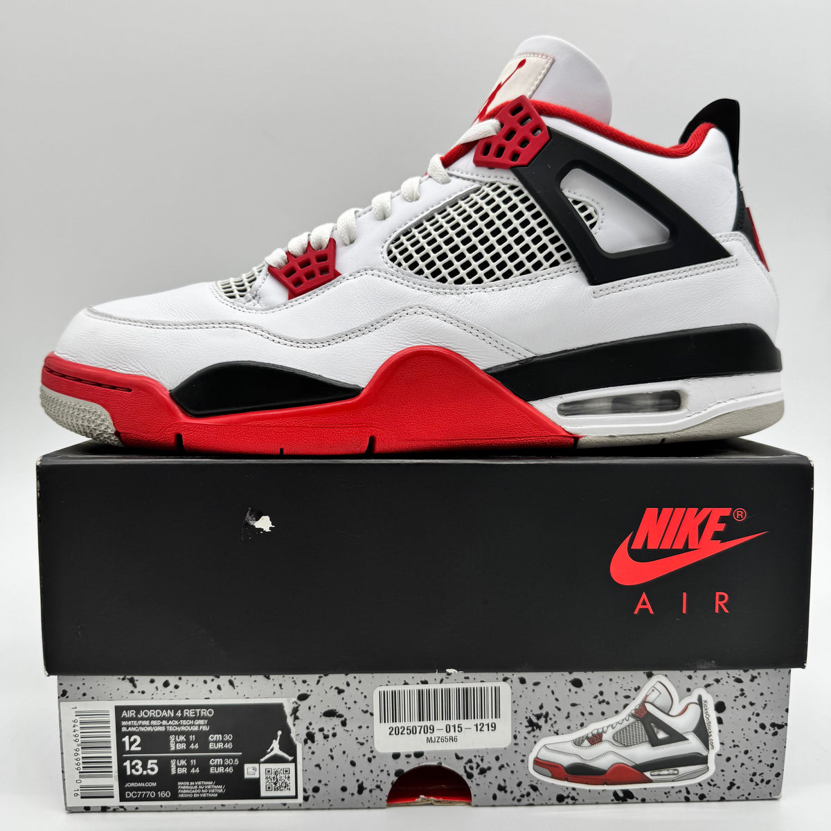 Jordan 4 Fire Red (2020)