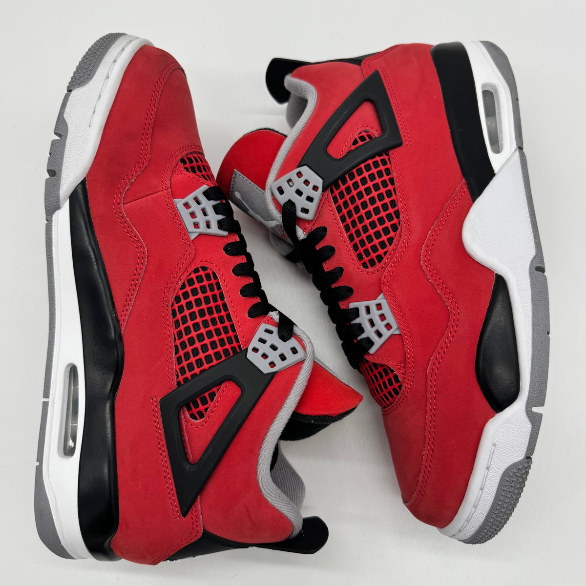 Jordan 4 Toro Bravo (2026)