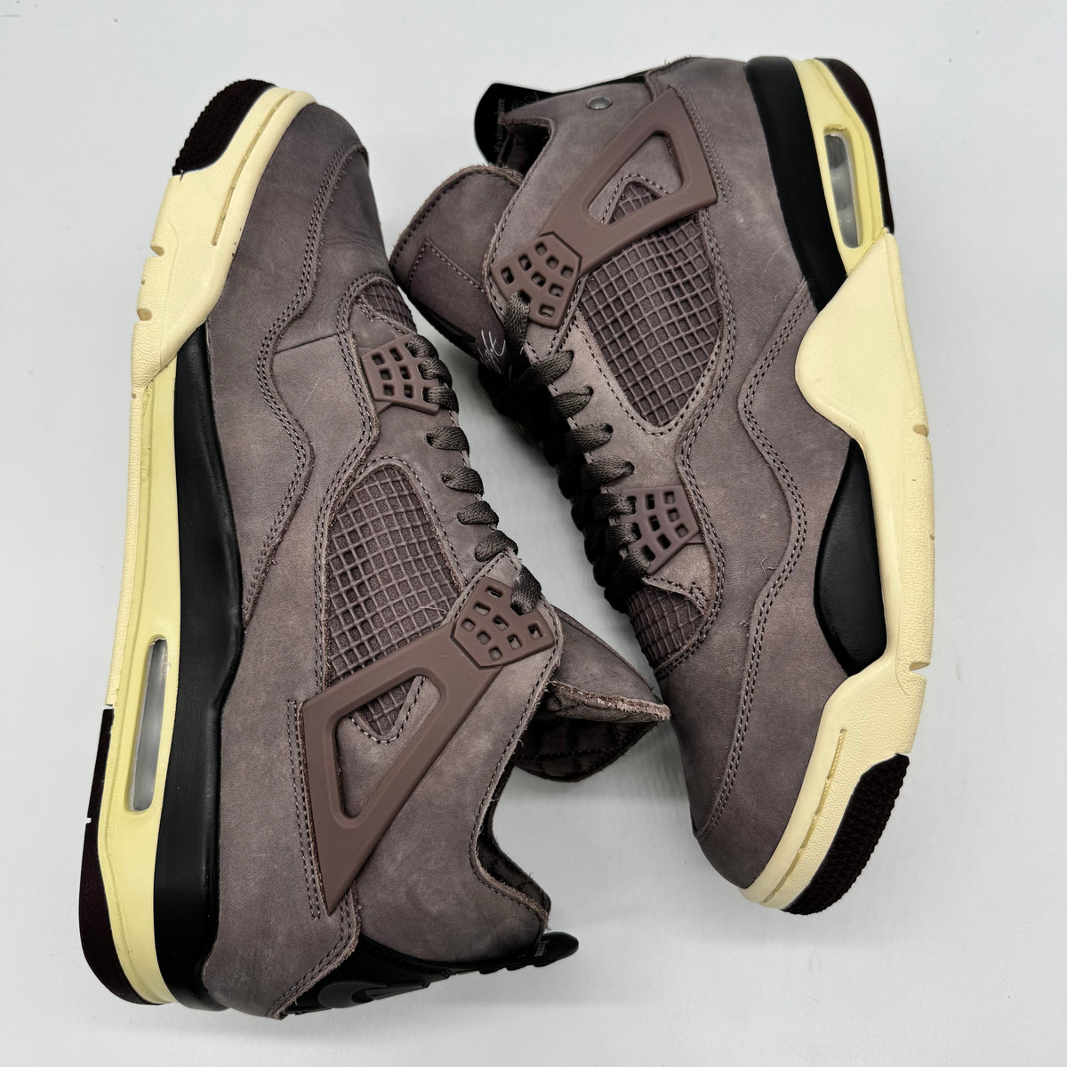 Jordan 4 SP A Ma Maniere Violet Ore
