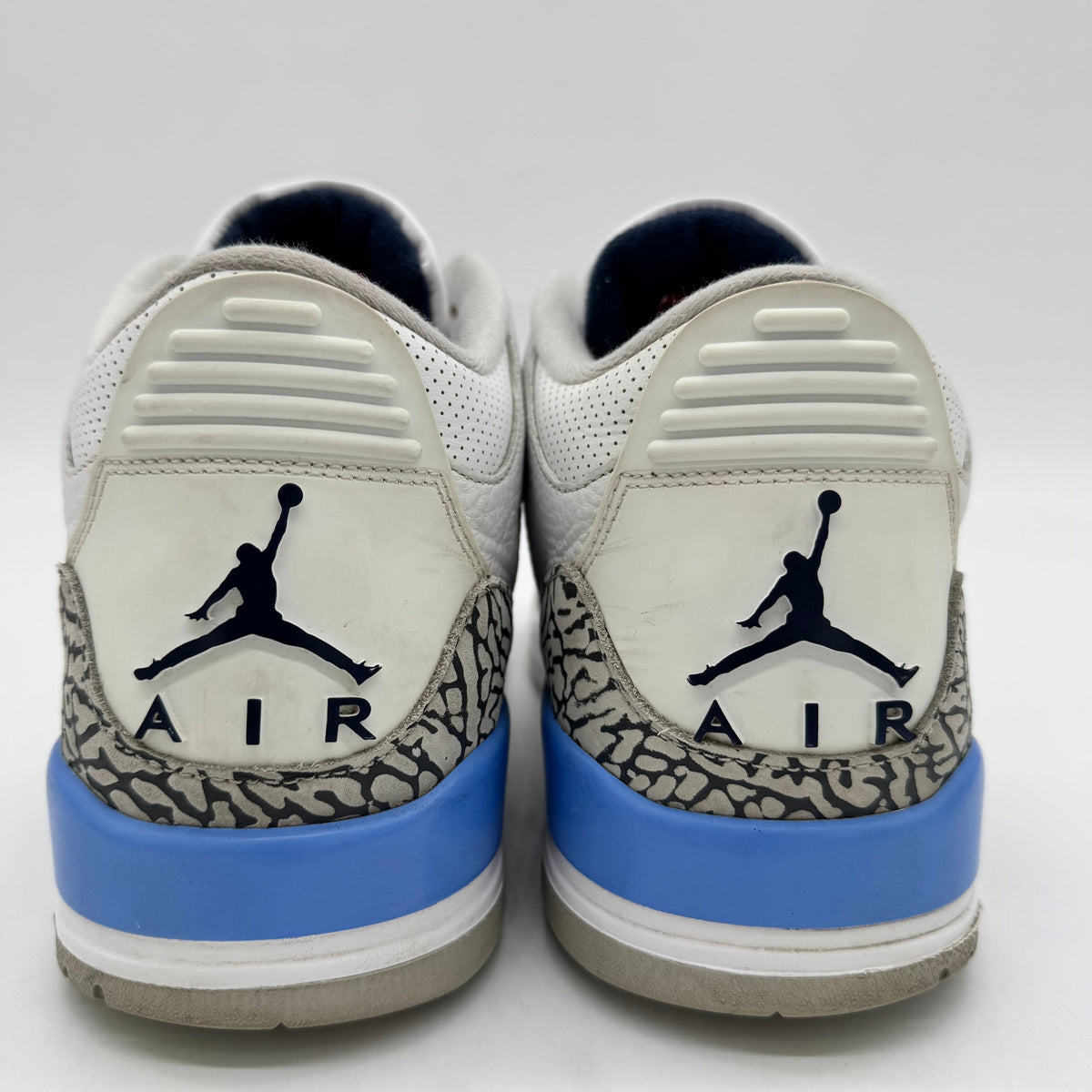 Jordan 3 UNC (2020)