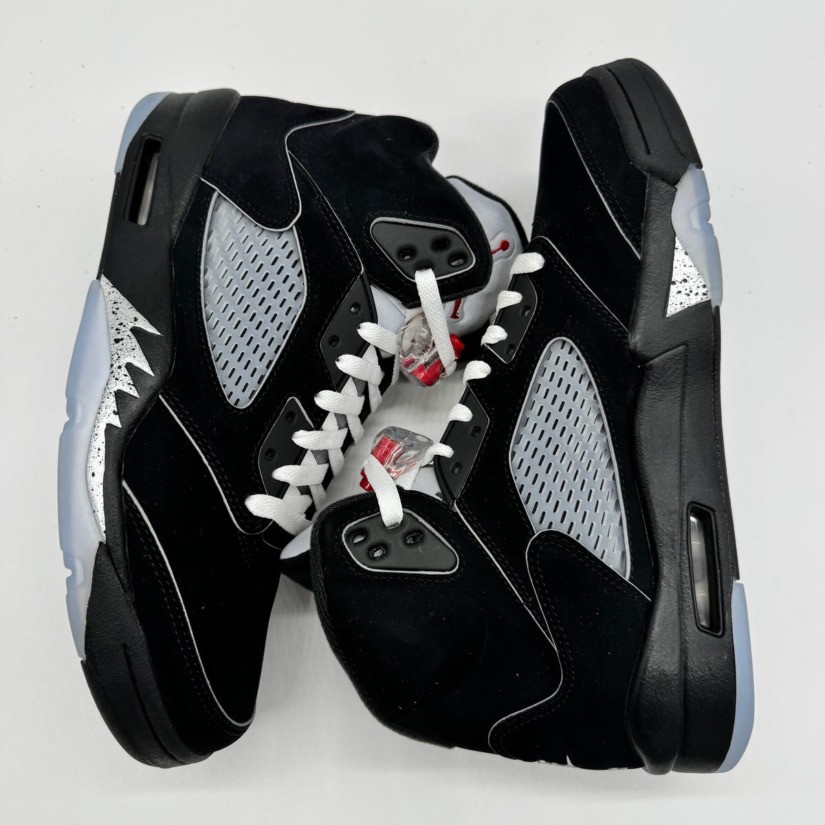 Jordan 5 OG Black Metallic Reimagined