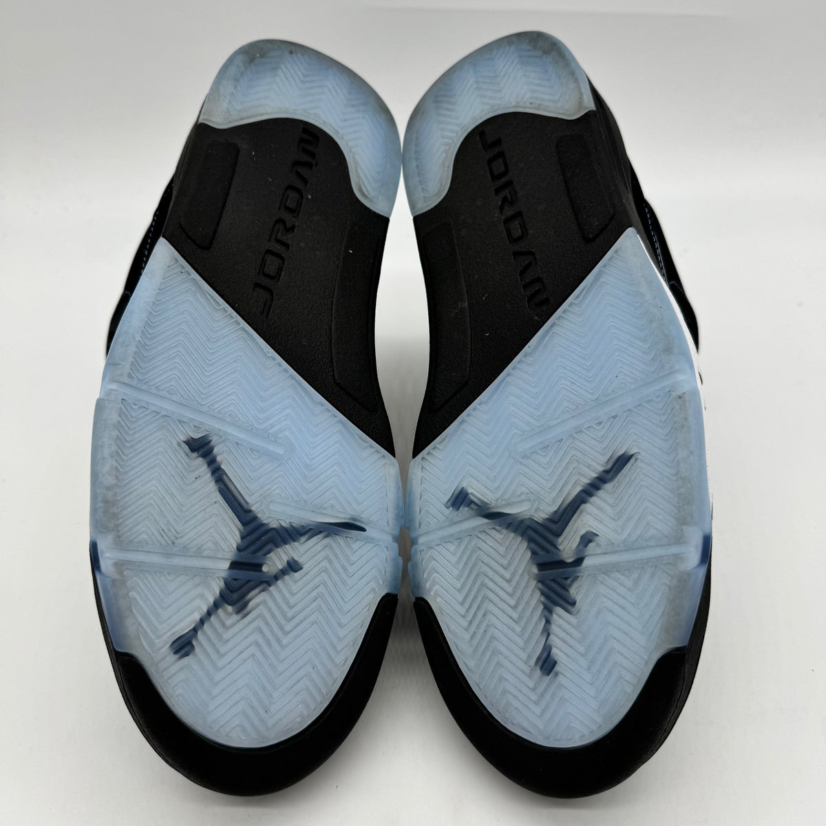 Jordan 5 Black University Blue (2026)