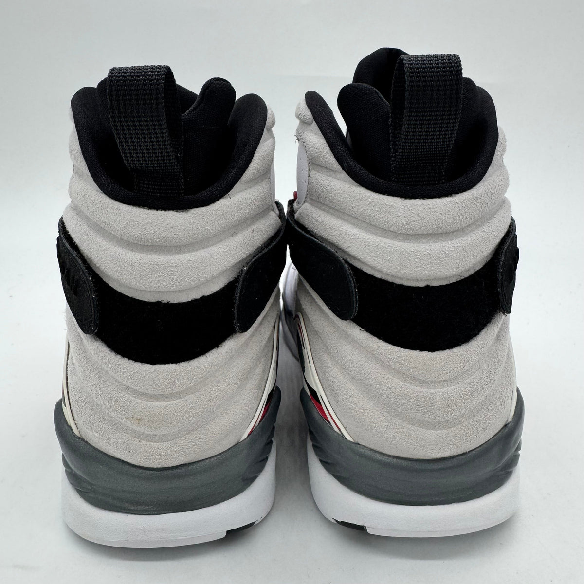 Jordan 8 Bugs Bunny (2013)