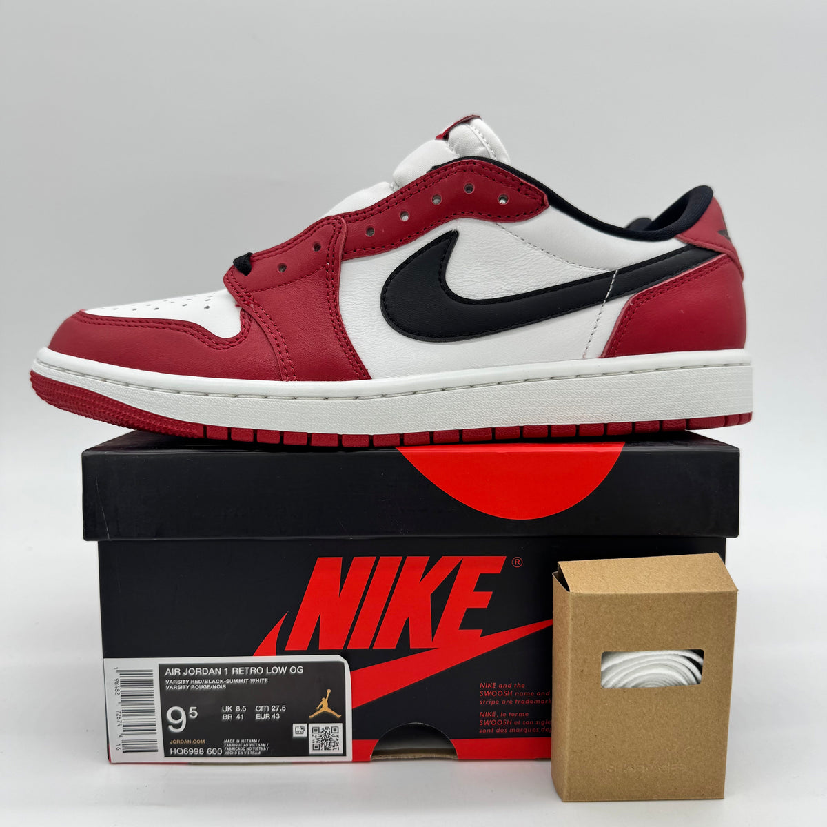 Jordan 1 Low OG Chicago (2025)