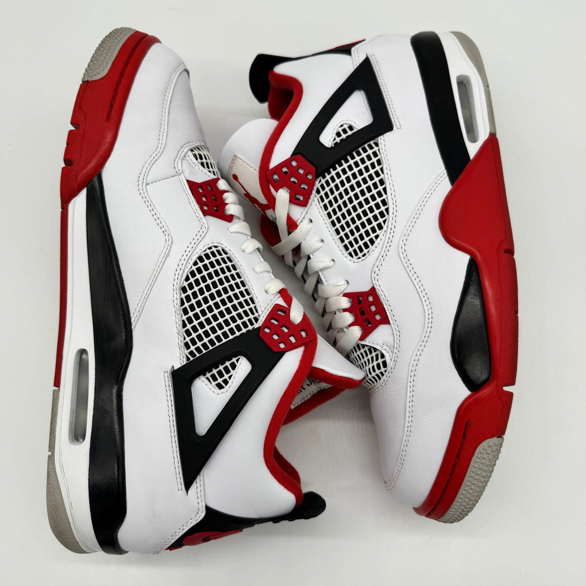 Jordan 4 Fire Red (2020)
