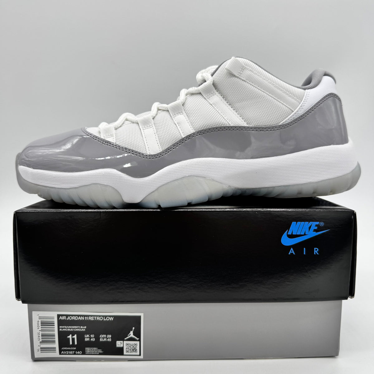 Jordan 11 Low Cement Grey