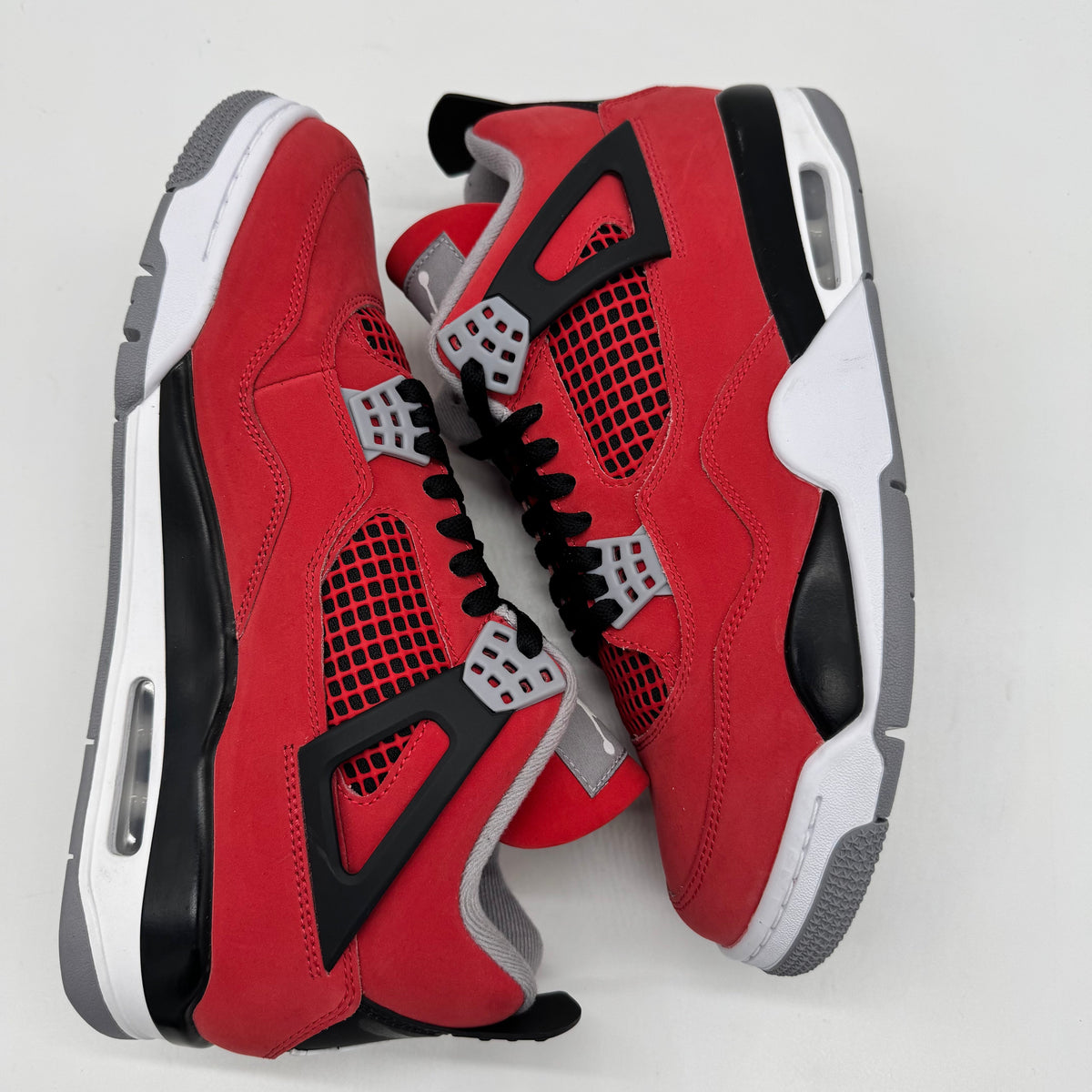 Jordan 4 Toro Bravo (2026)