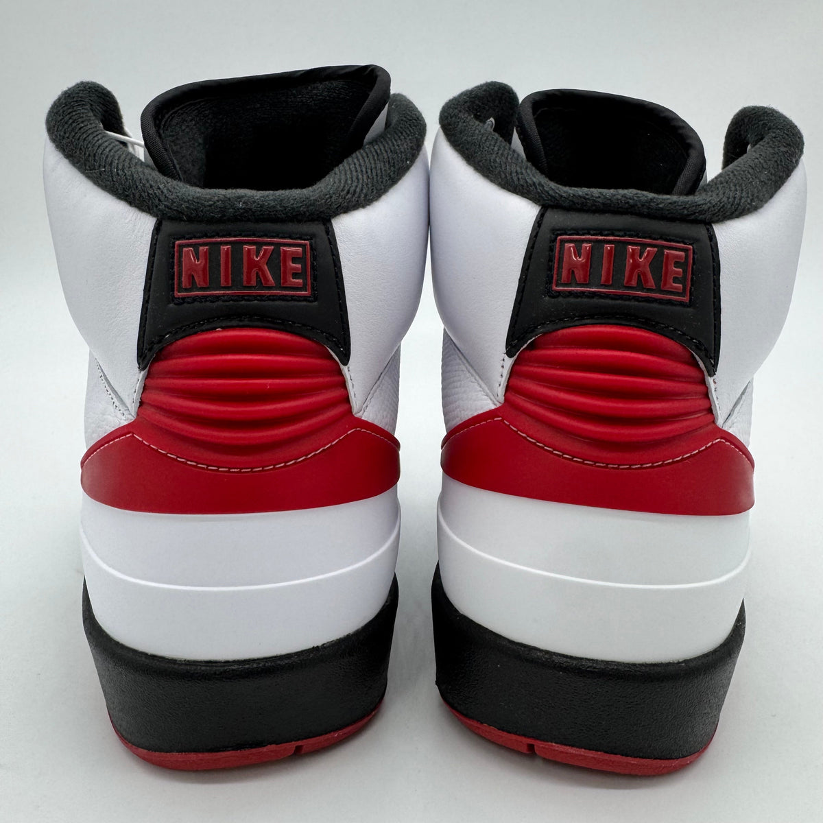 Jordan 2 OG Chicago (2022)