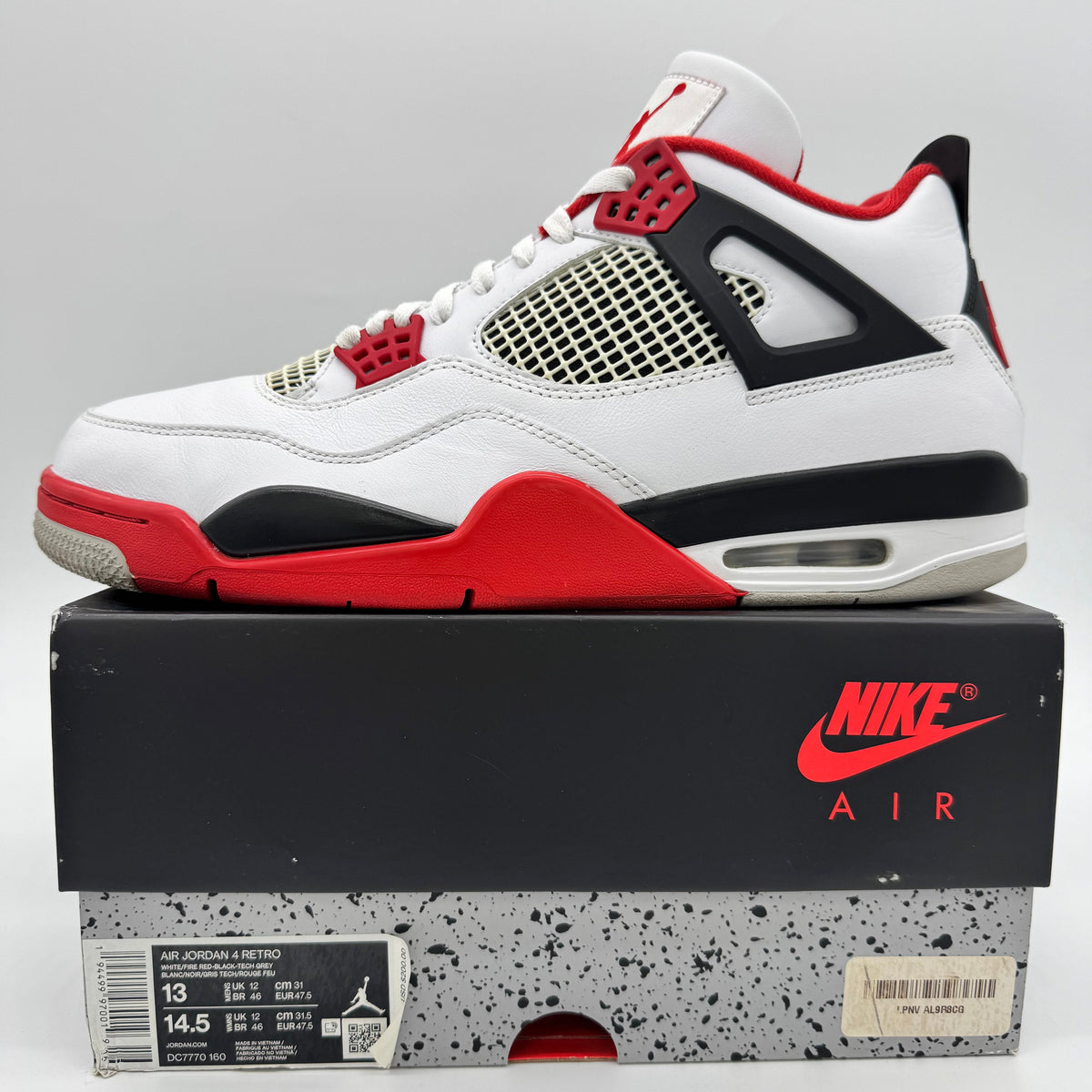 Jordan 4 Fire Red (2020)