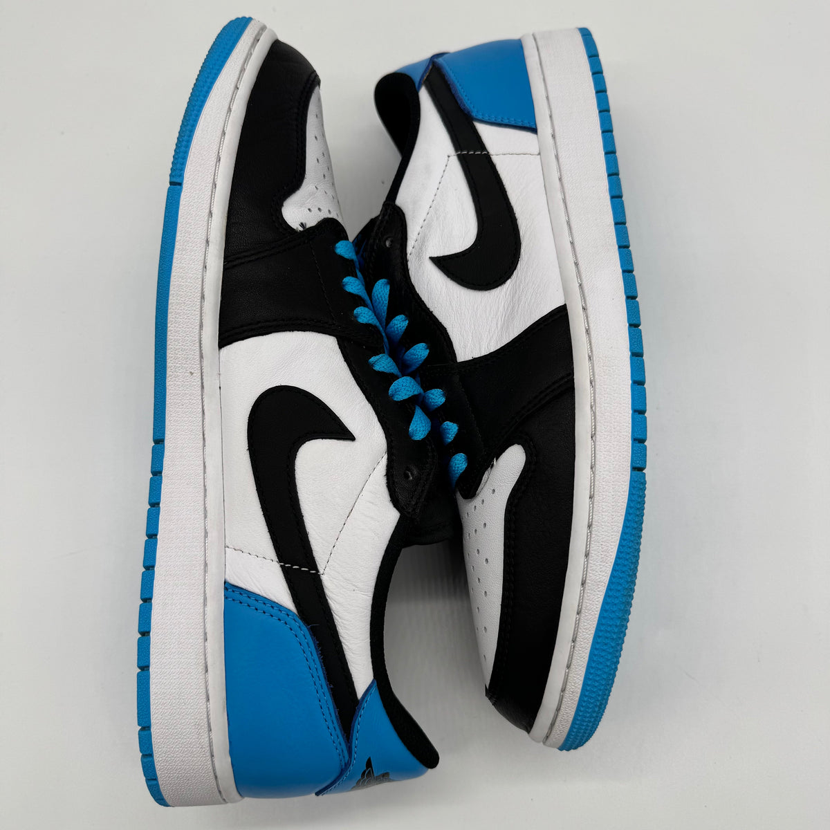 Jordan 1 Low OG Black Dark Powder Blue