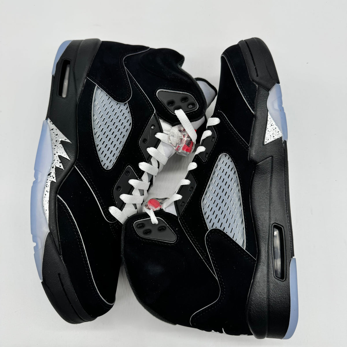 Jordan 5 OG Black Metallic Reimagined