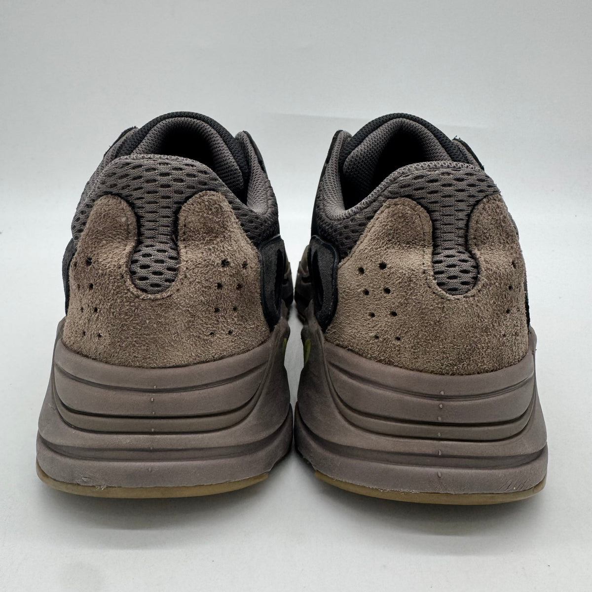 Adidas Yeezy Boost 700 Mauve