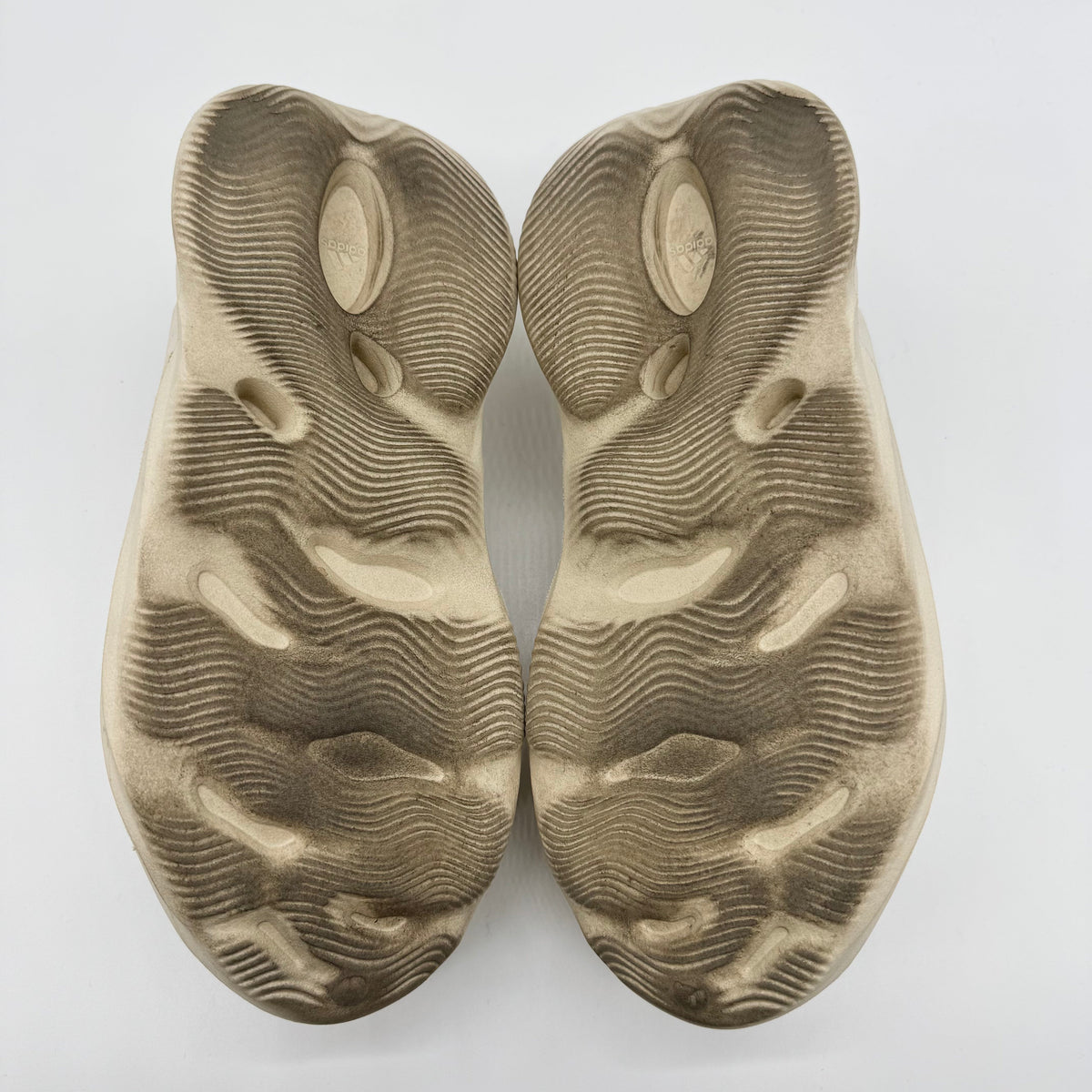 Adidas Yeezy Foam RNNR Sand