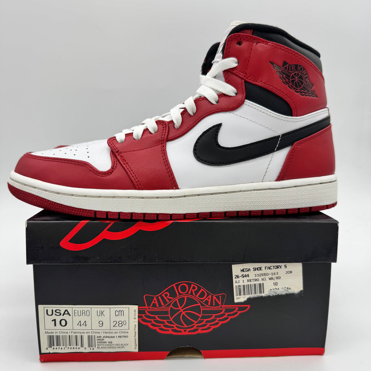 Jordan 1 Chicago (2013)