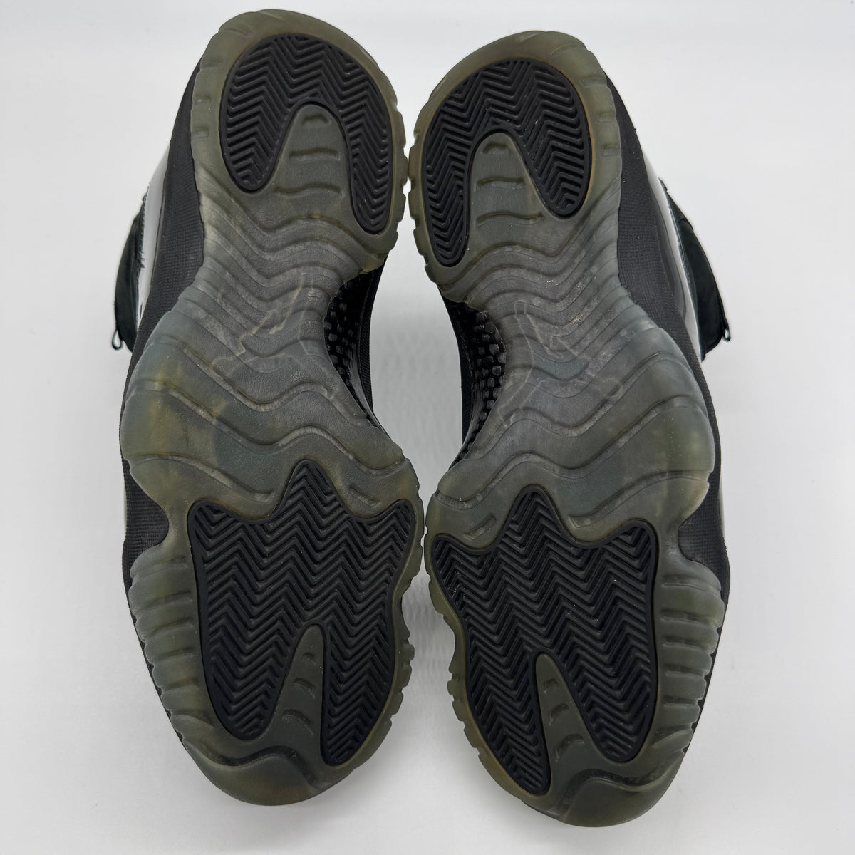 Jordan 11 Cap And Gown