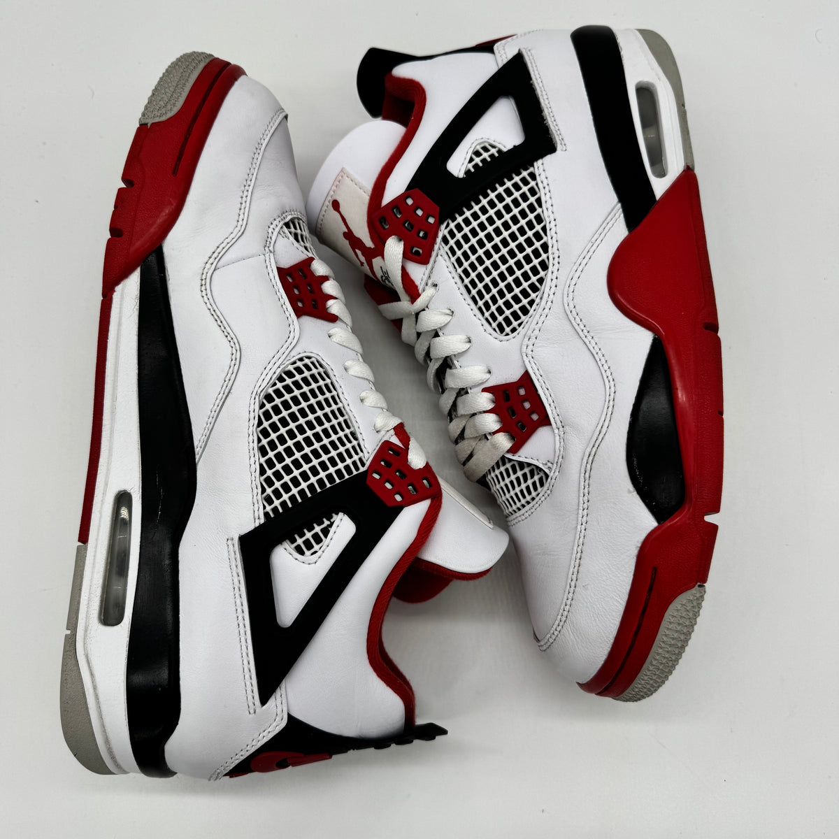 Jordan 4 Fire Red (2020)