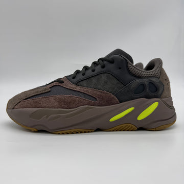 Adidas Yeezy Boost 700 Mauve