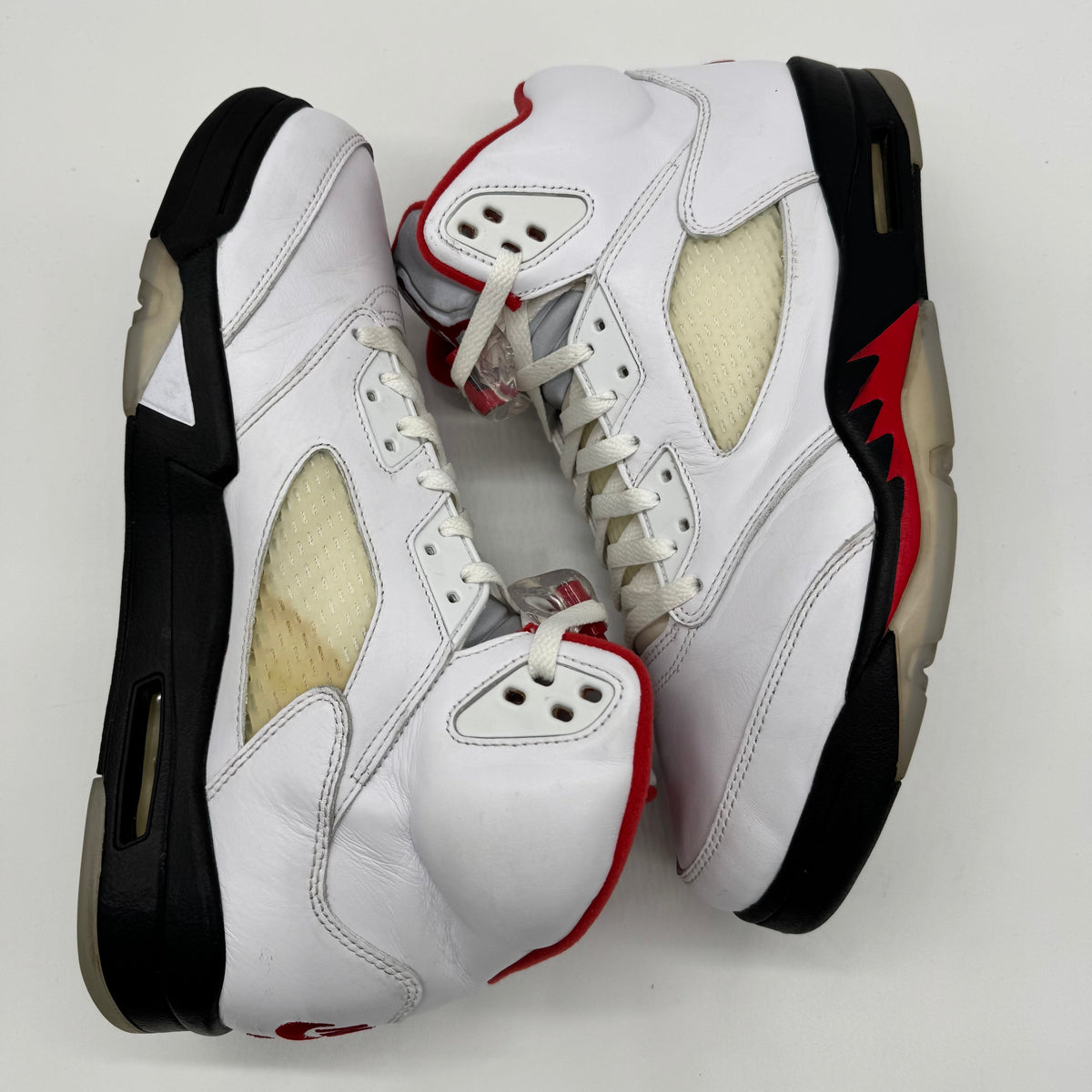 Jordan 5 Fire Red Silver Tongue (2020)