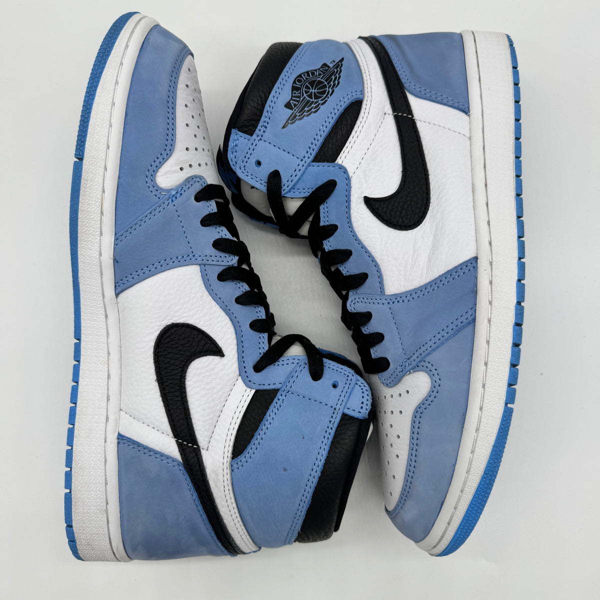 Jordan 1 High OG University Blue