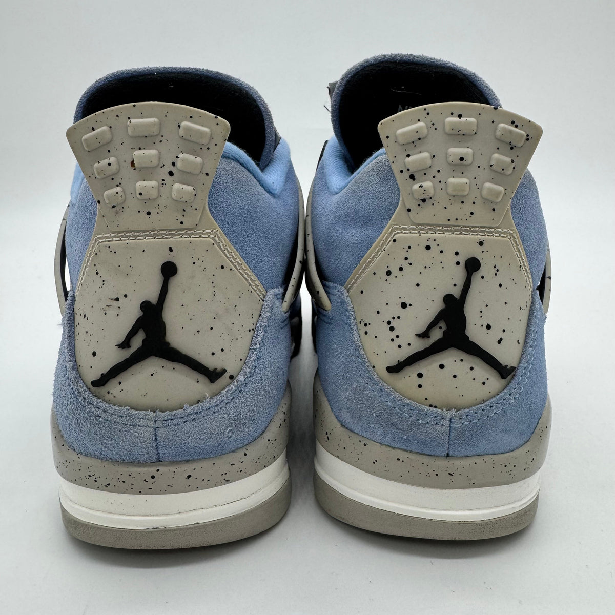 Jordan 4 University Blue