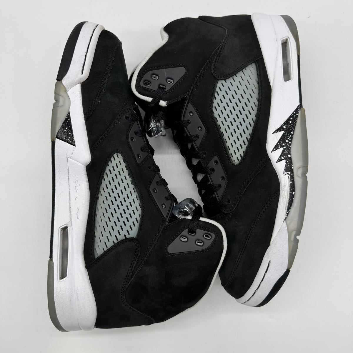 Jordan 5 Moonlight (2021)