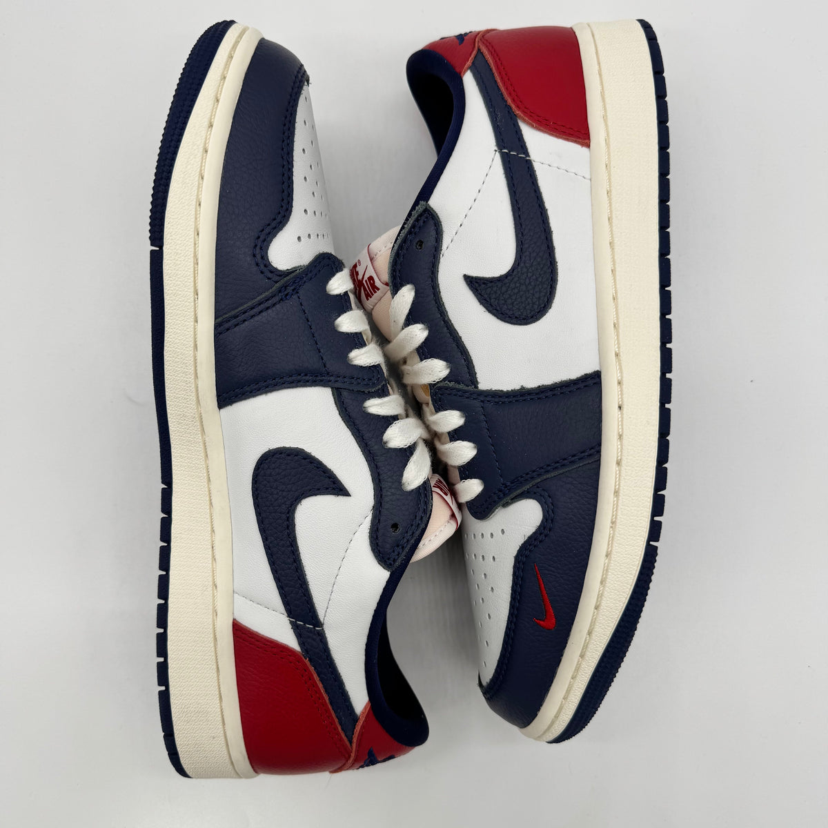 Jordan 1 Low Howard University