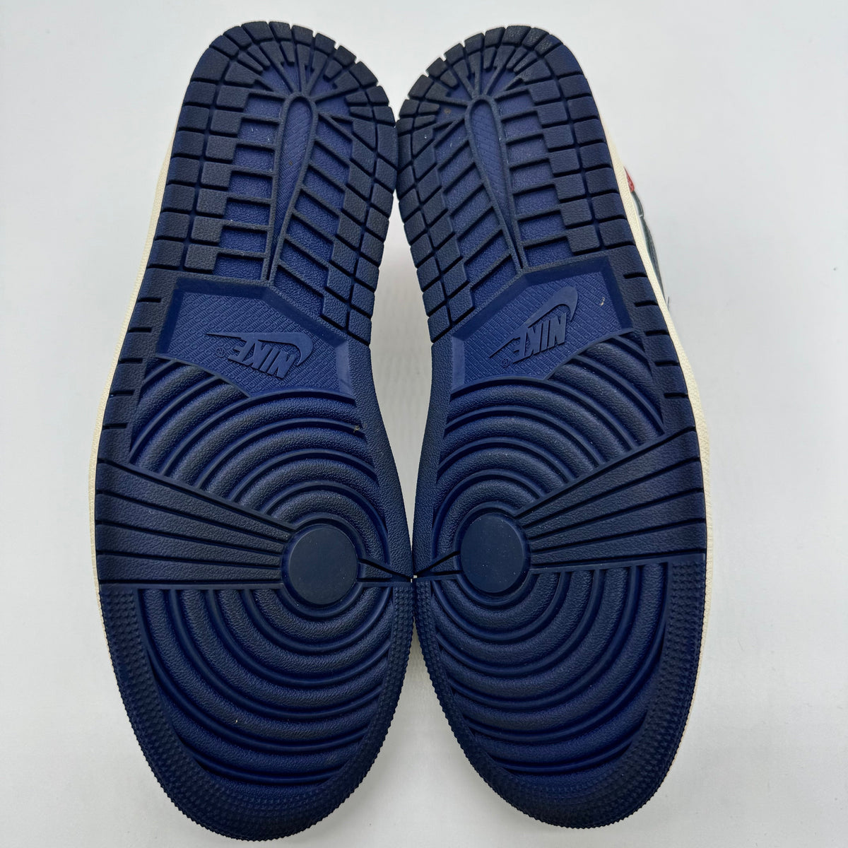 Jordan 1 Low Howard University