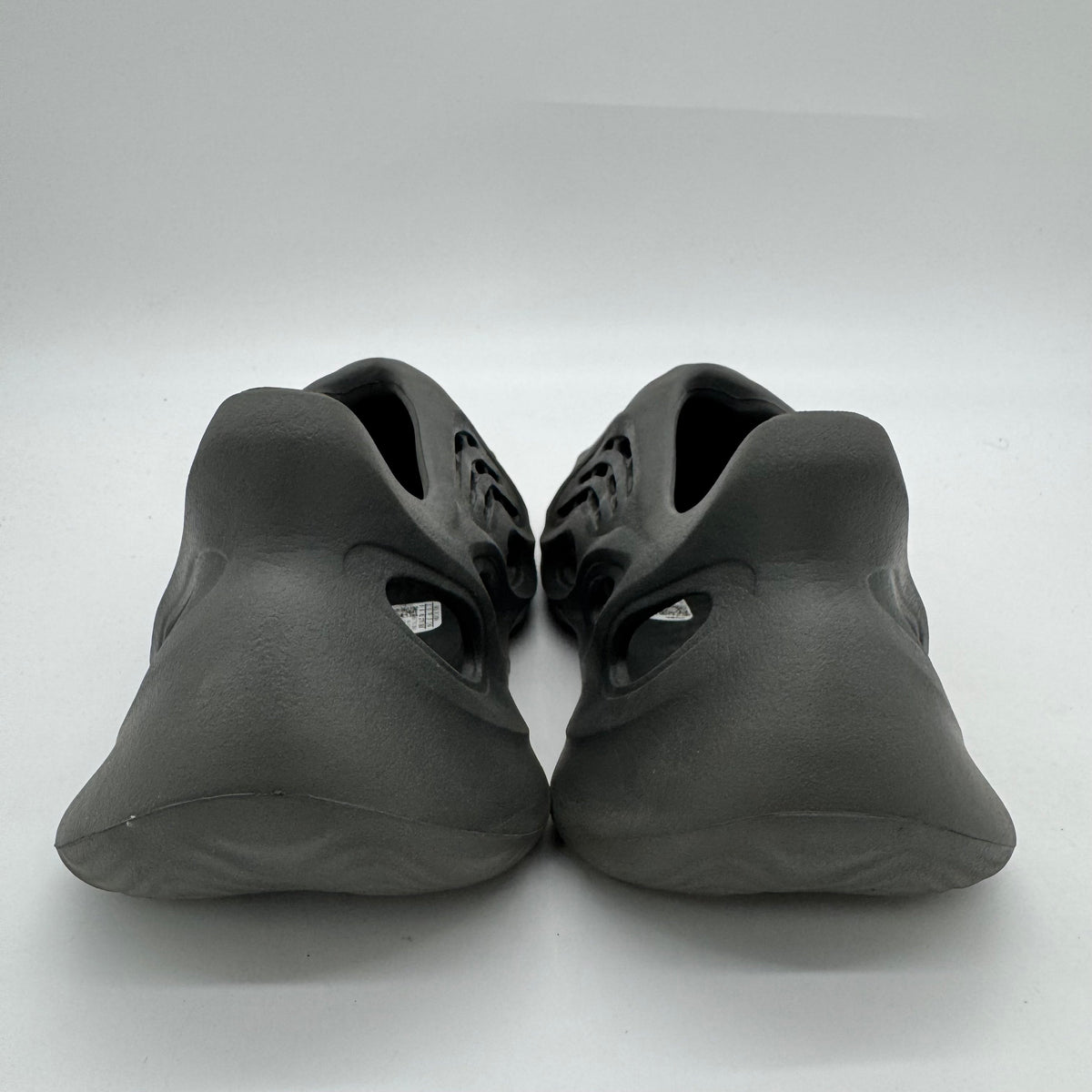 Adidas Yeezy Foam RNR Carbon