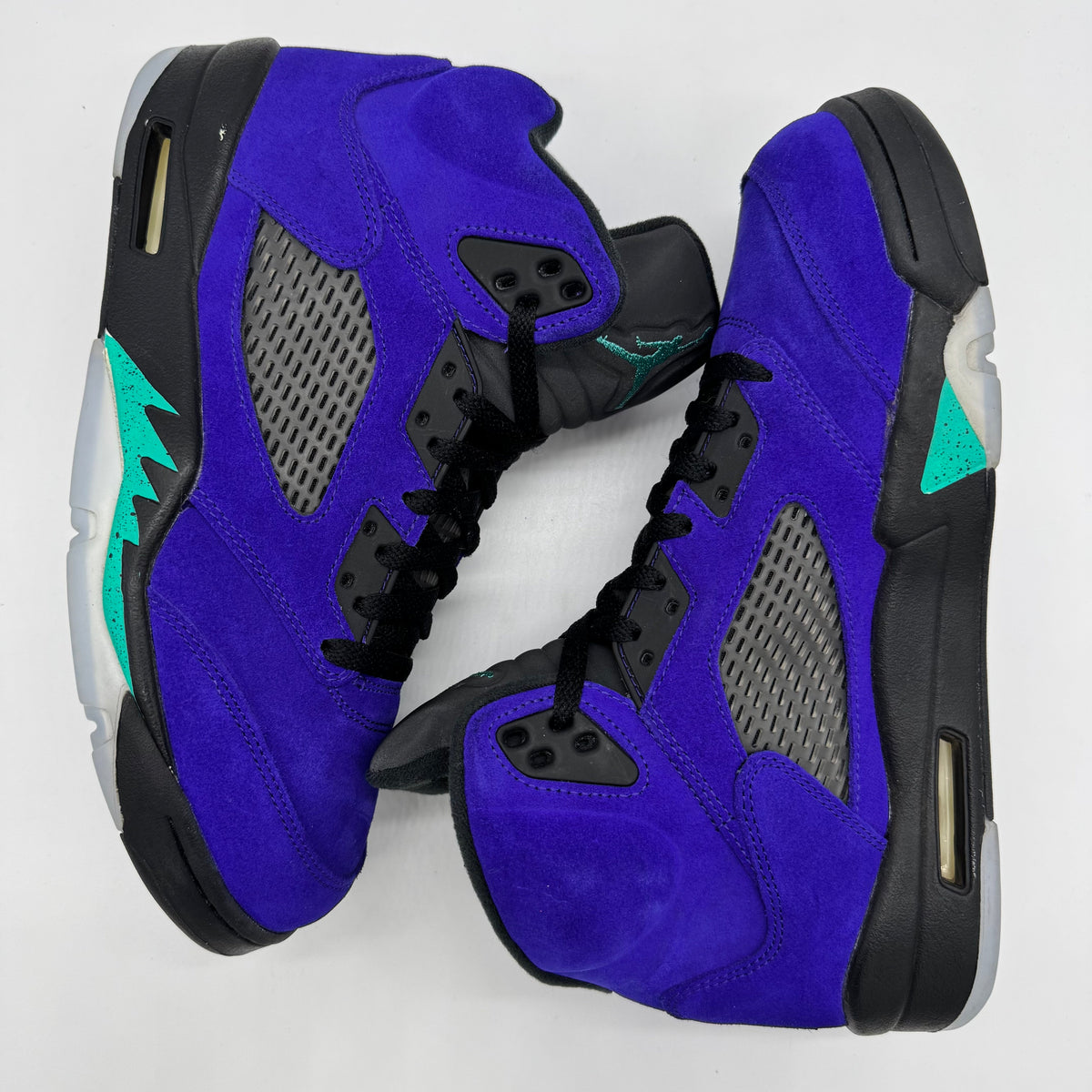 Jordan 5 Alternate Grape