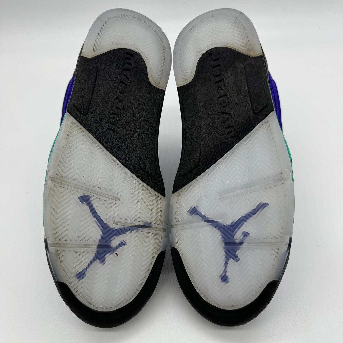 Jordan 5 Alternate Grape