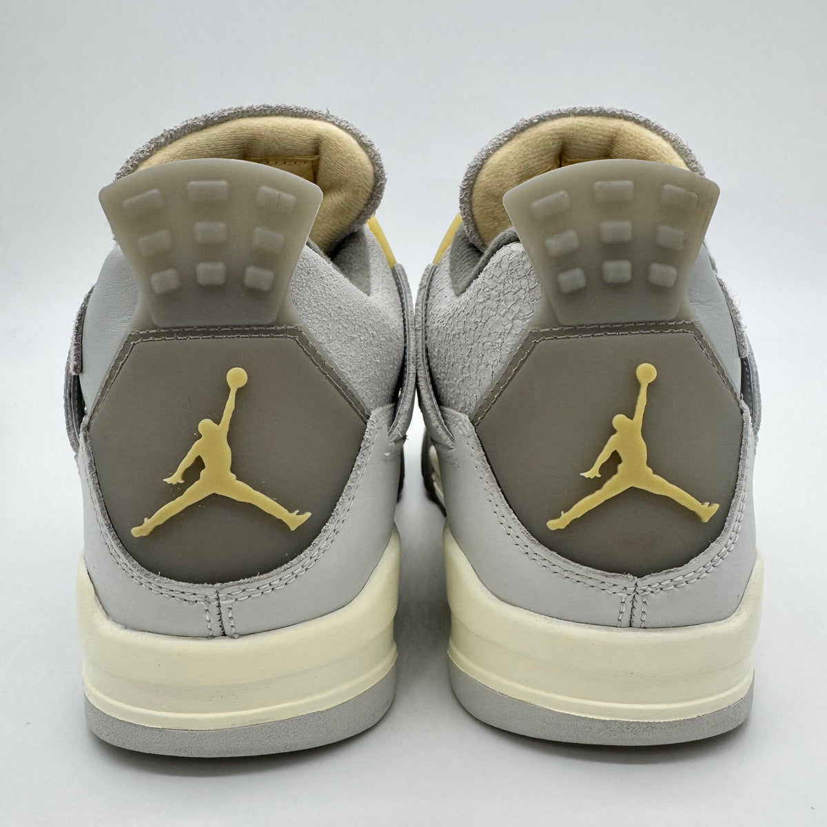 Jordan 4 SE Craft Photon Dust