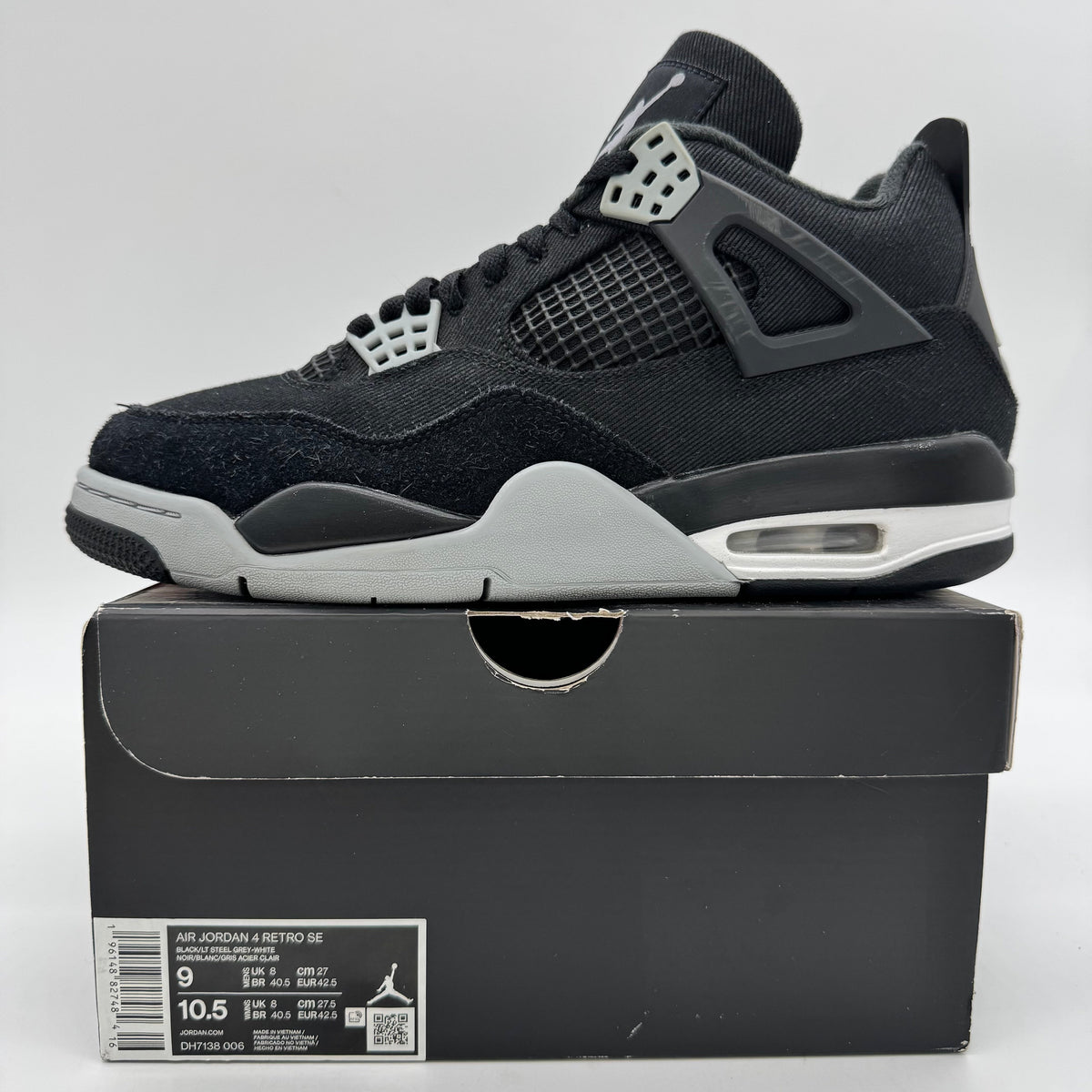 Jordan 4 SE Black Canvas