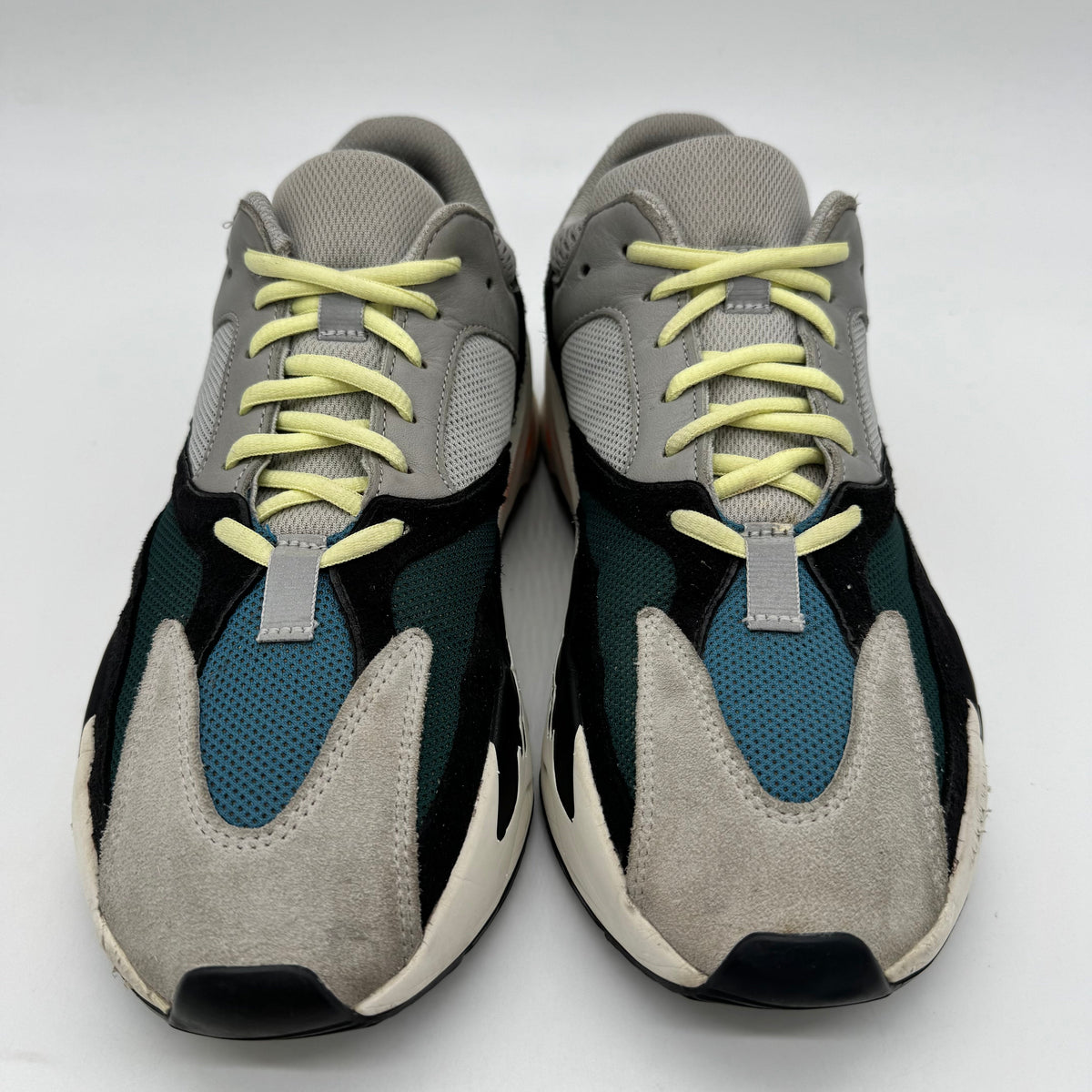 Adidas Yeezy Boost 700 Wave Runner