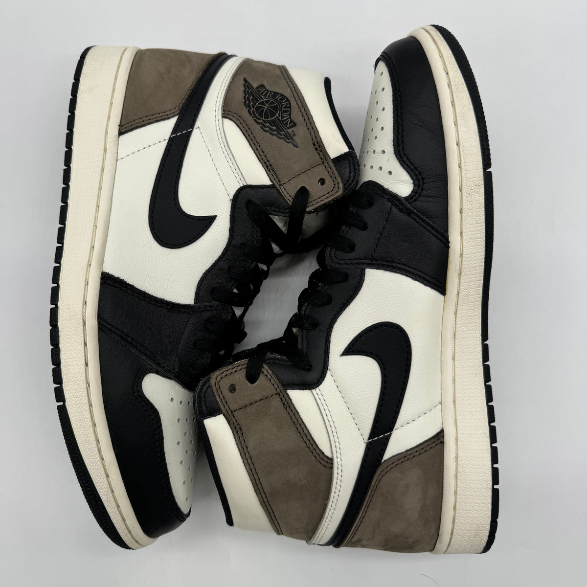 Jordan 1 High Dark Mocha