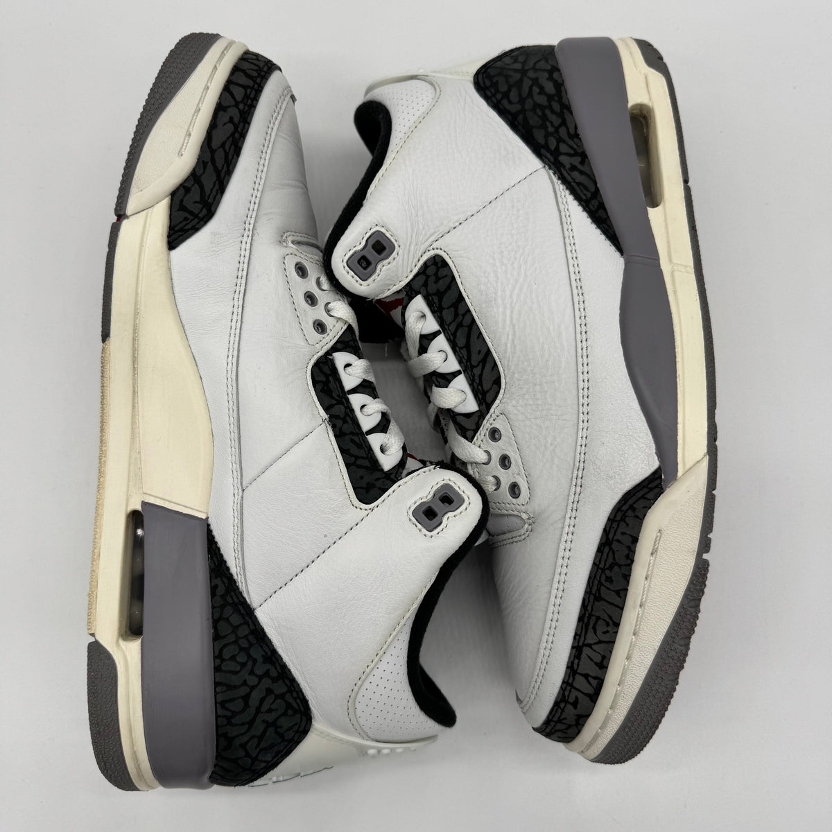 Jordan 3 Cement Grey